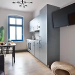 Stilvolle I Kostenloses Parken I Home2share Appartement *