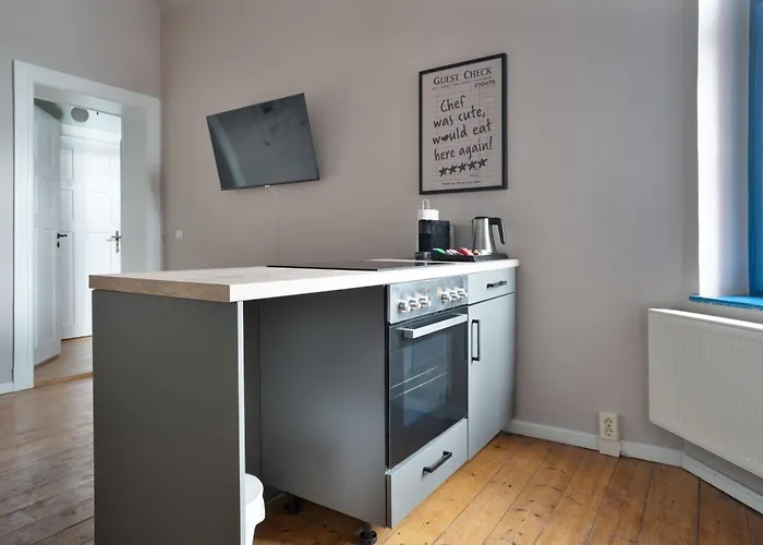 Stilvolle Apartments mit eigenem Parkplatz I home2share Apartment Dessau-Rosslau